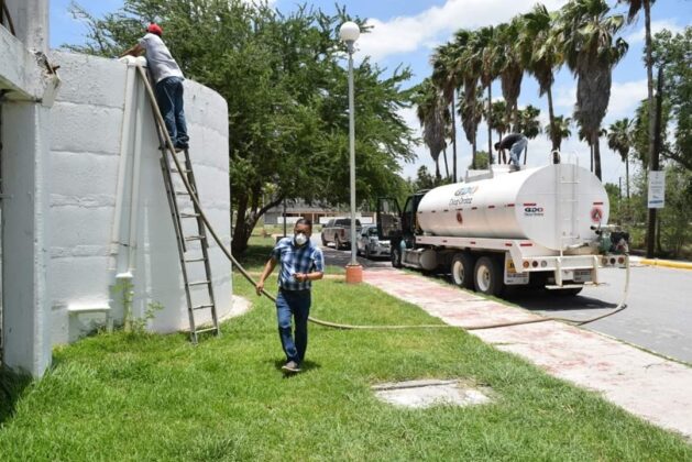 Supervisa Alcalde suministro de agua en el poblado Luis ...