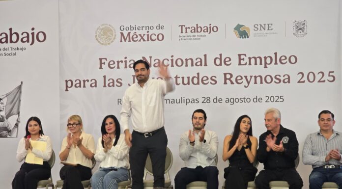 Feria Nacional del Empleo reúne a jóvenes en Reynosa